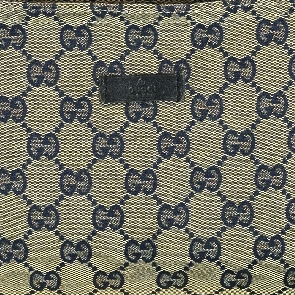 Gucci Beige and Navy Crossbody Bag - Picture 2 of 14